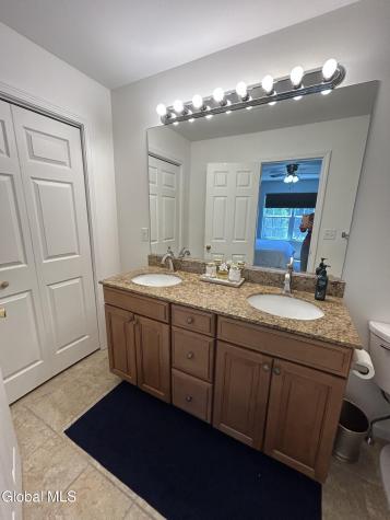 4A Breezy Pointe Drive Halfmoon NY 12065