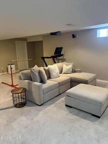 4A Breezy Pointe Drive Halfmoon NY 12065