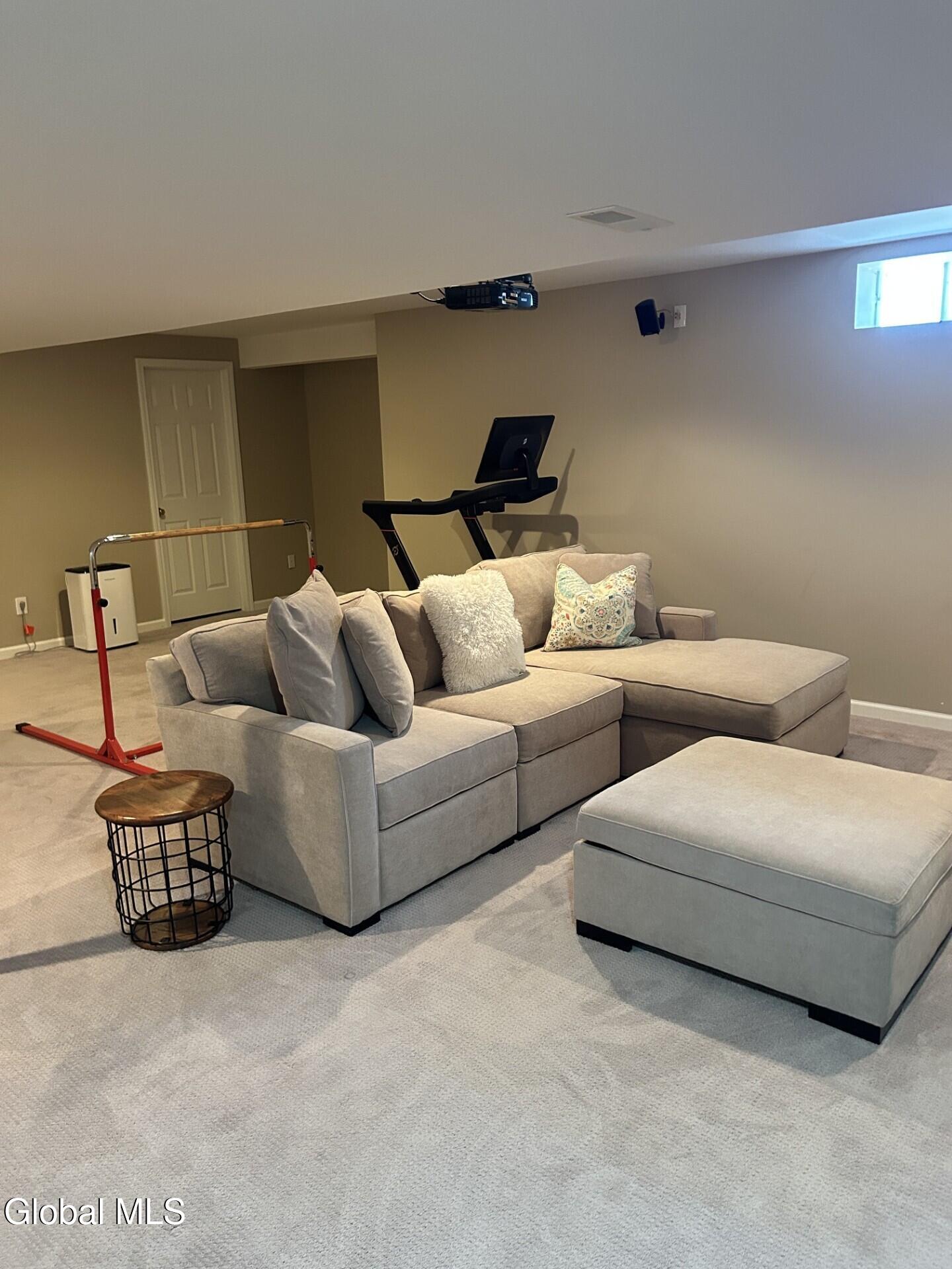 4A Breezy Pointe Drive Halfmoon NY 12065