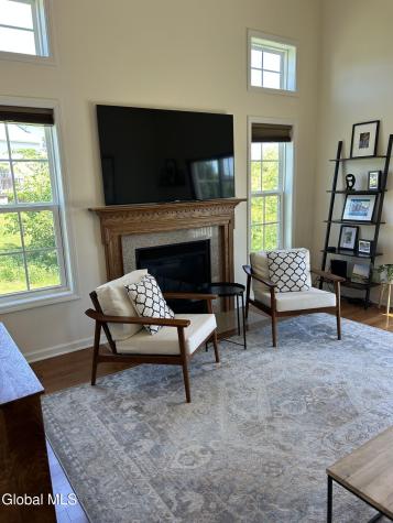 4A Breezy Pointe Drive Halfmoon NY 12065