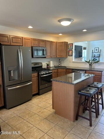 4A Breezy Pointe Drive Halfmoon NY 12065