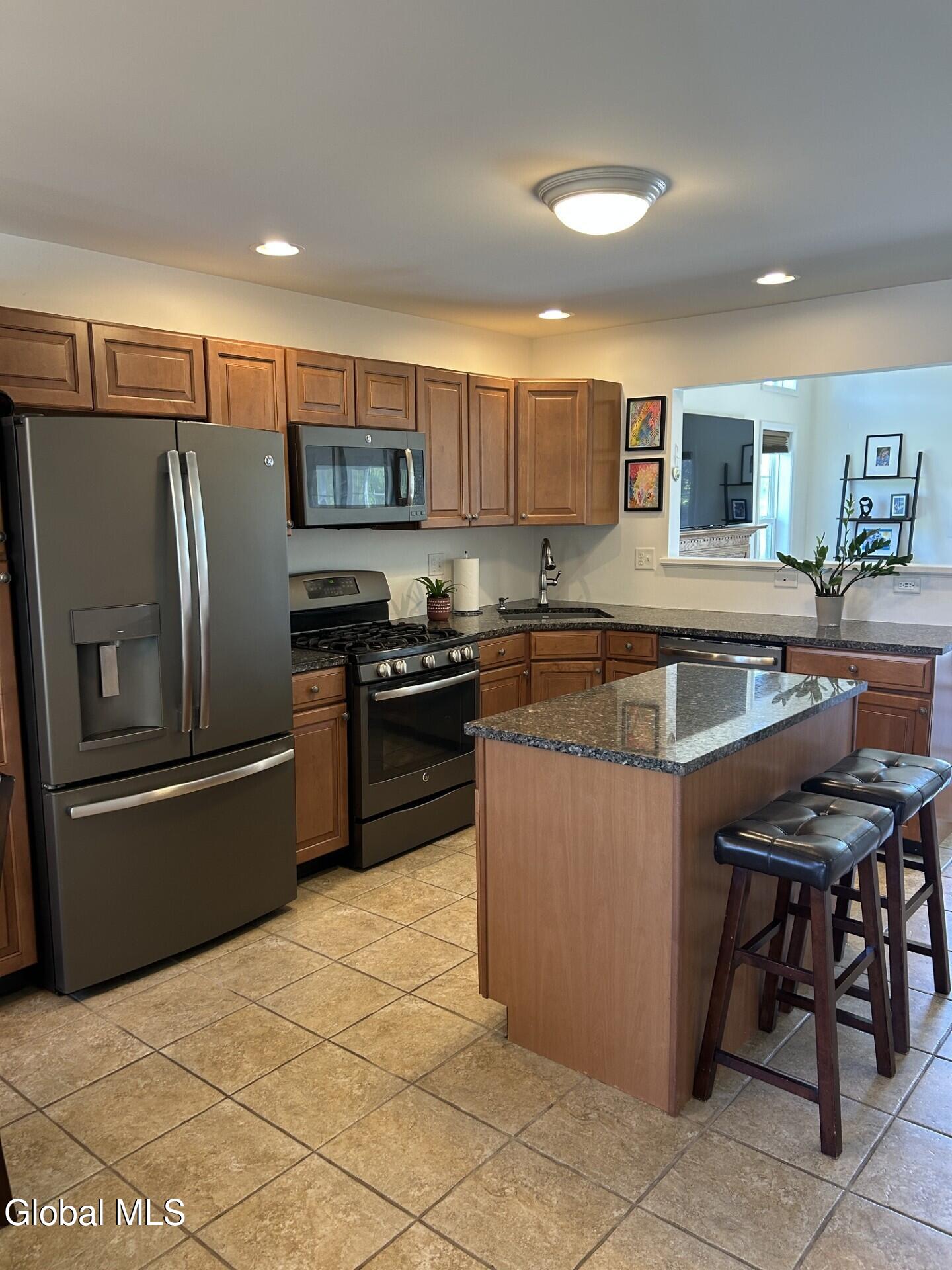 4A Breezy Pointe Drive Halfmoon NY 12065