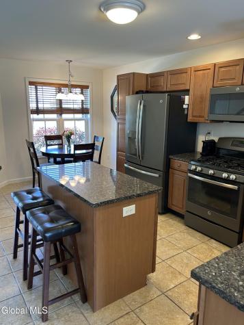 4A Breezy Pointe Drive Halfmoon NY 12065