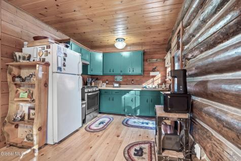 16 Riley Hill Road Stoney Creek NY 12878