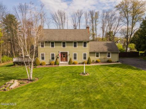 15 Cobblestone Drive Queensbury NY 12804