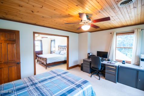 15 Cobblestone Drive Queensbury NY 12804