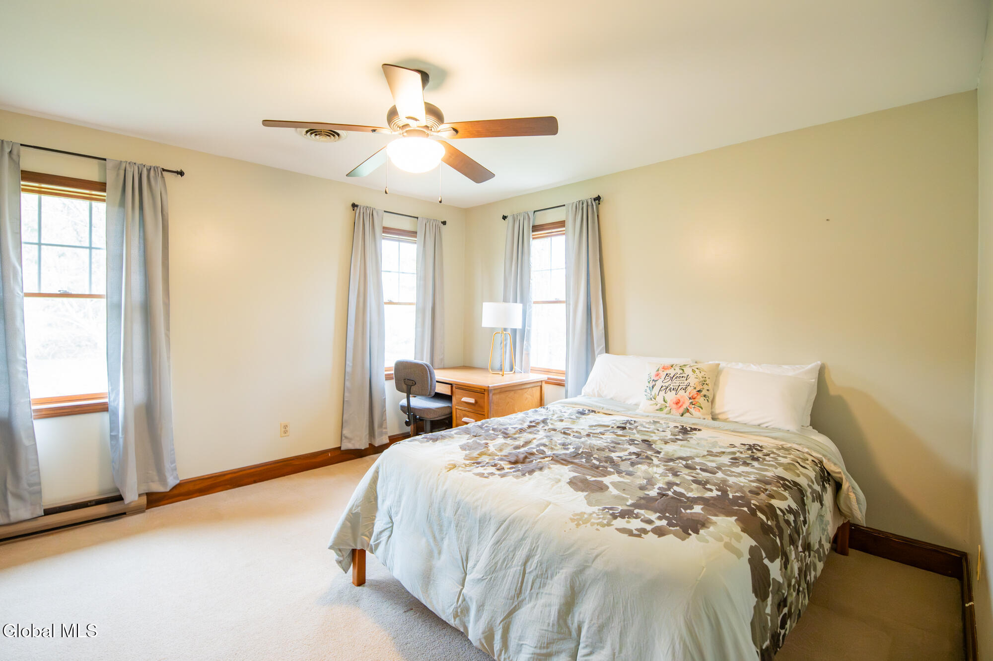 15 Cobblestone Drive Queensbury NY 12804