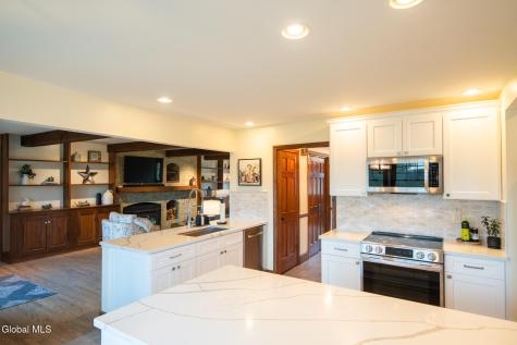 15 Cobblestone Drive Queensbury NY 12804