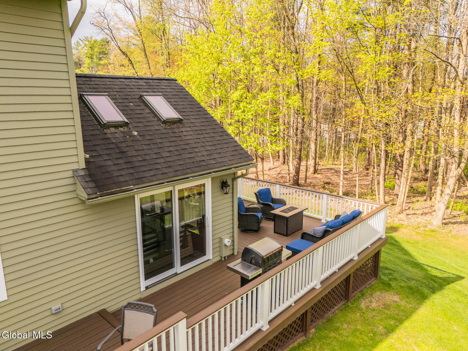 15 Cobblestone Drive Queensbury NY 12804