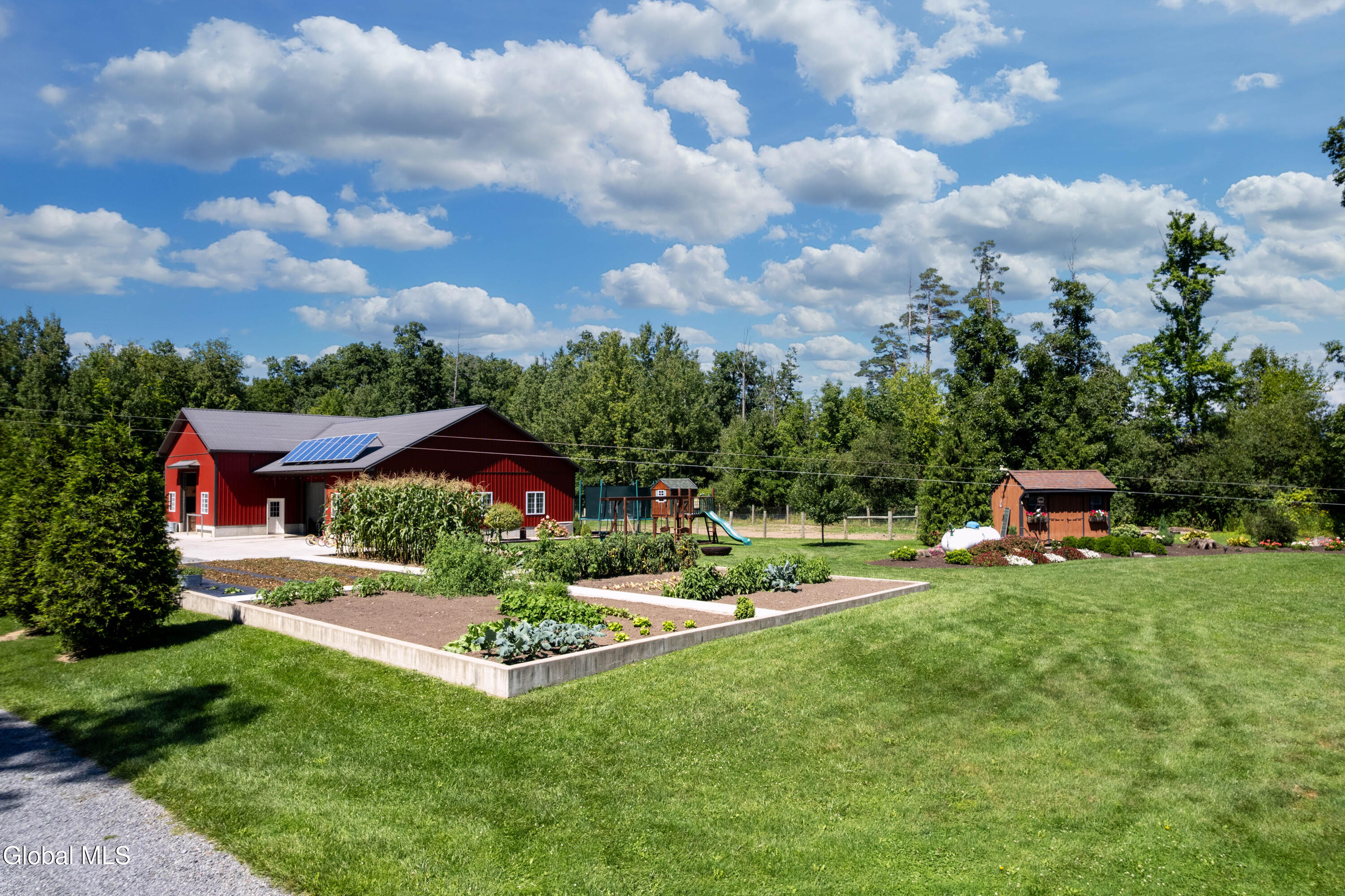 106 Hilltop Road Sprakers NY 12166