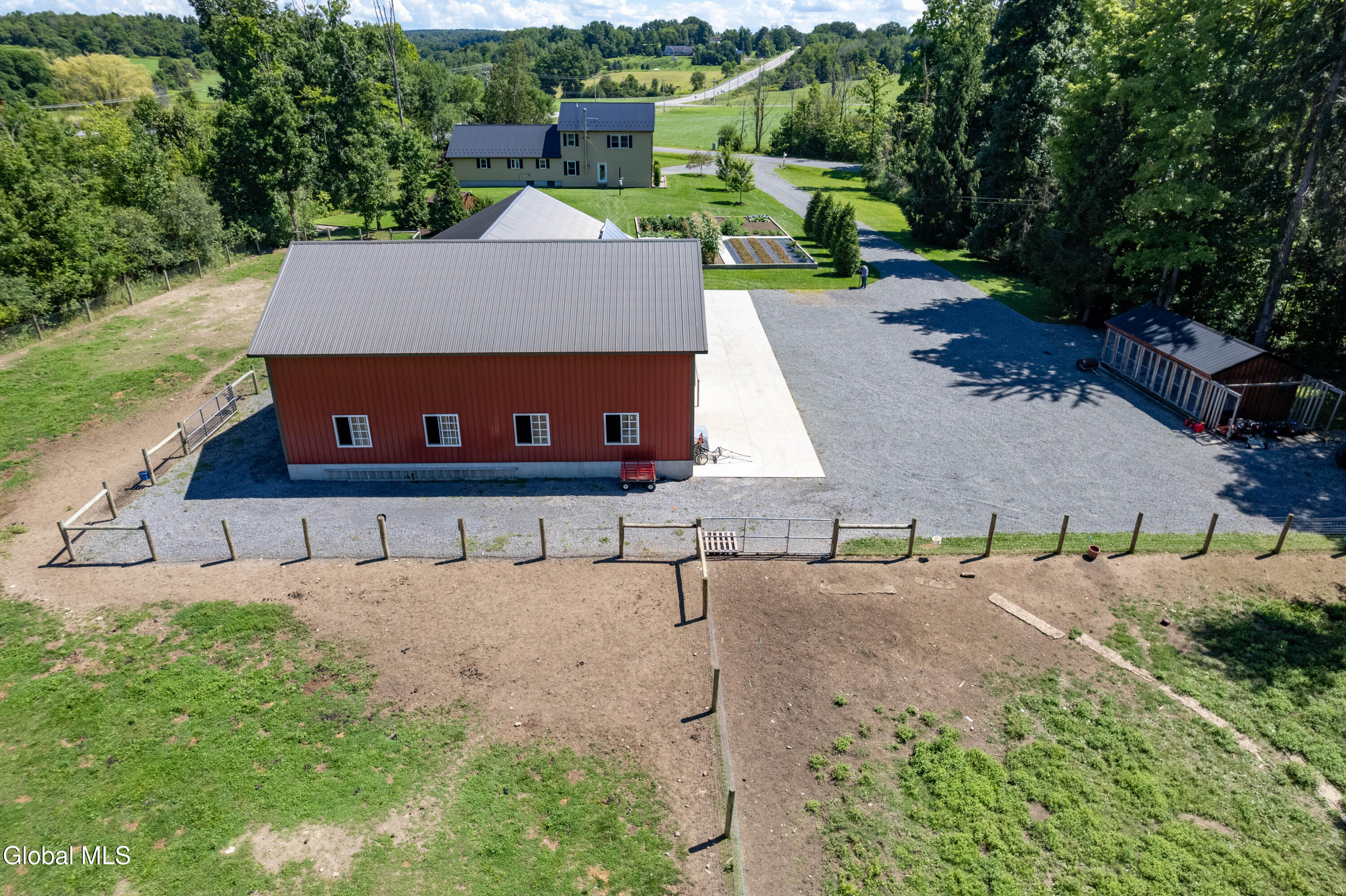106 Hilltop Road Sprakers NY 12166