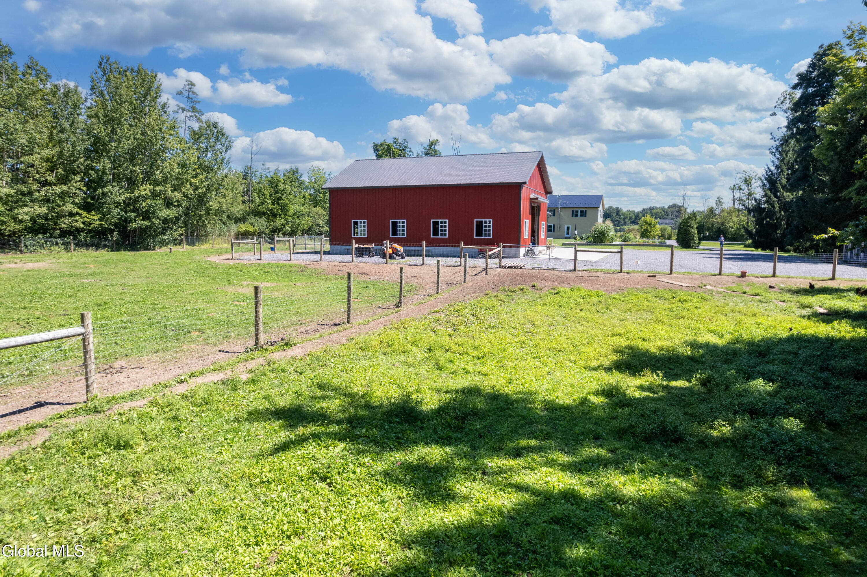 106 Hilltop Road Sprakers NY 12166