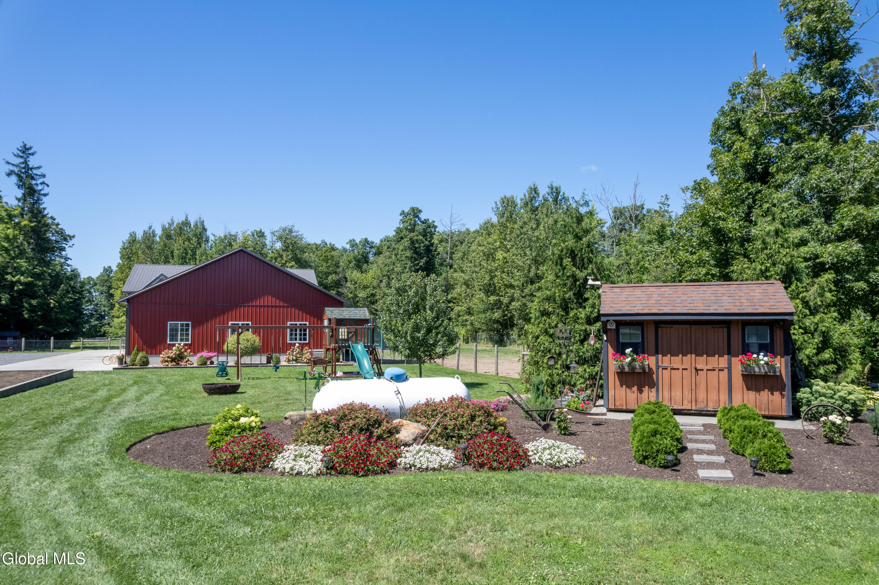 106 Hilltop Road Sprakers NY 12166