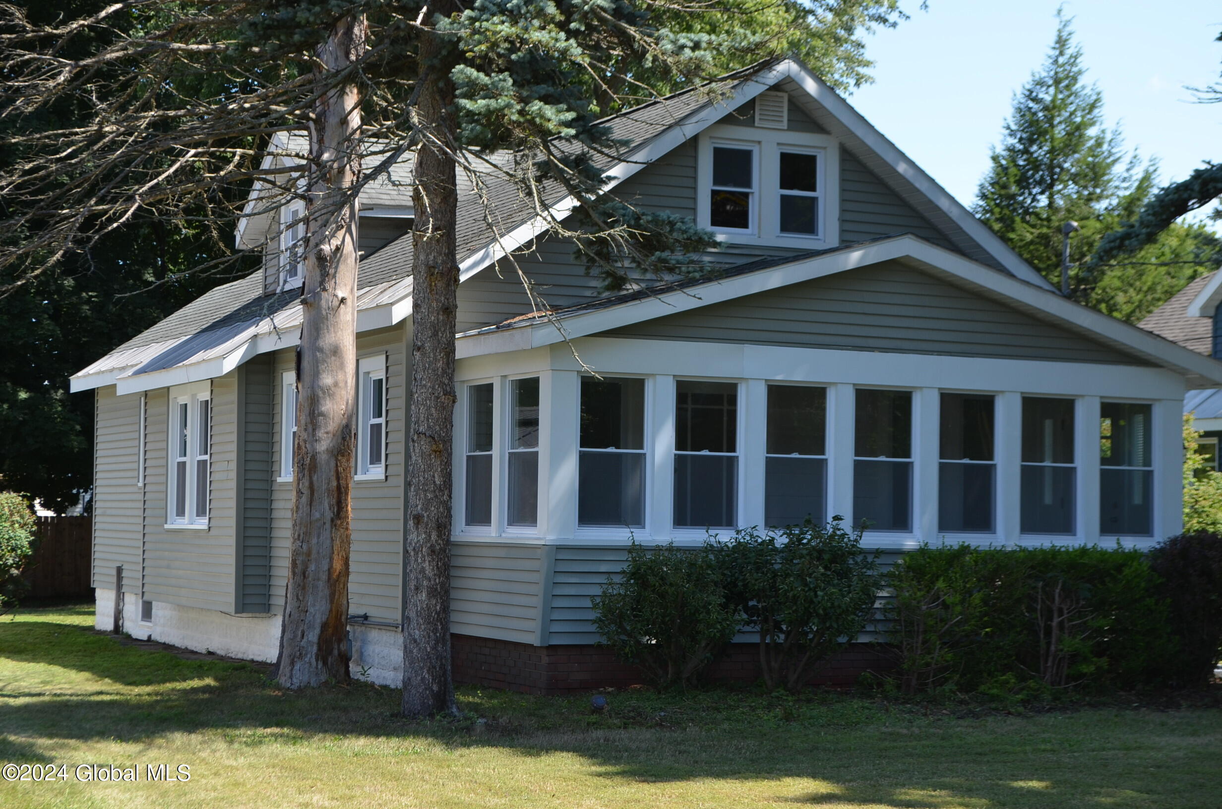 528 Charles Street Glenville NY 12302