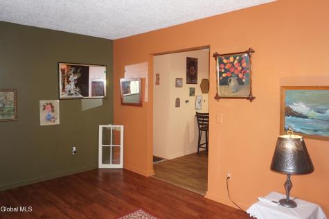 6 Newington Avenue Gansevoort NY 12831