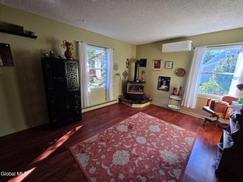 6 Newington Avenue Gansevoort NY 12831