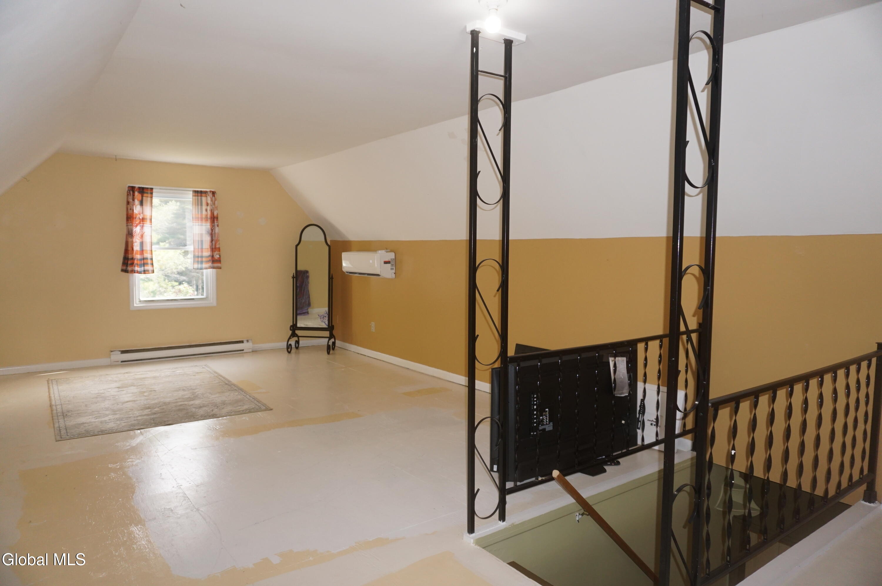 6 Newington Avenue Gansevoort NY 12831