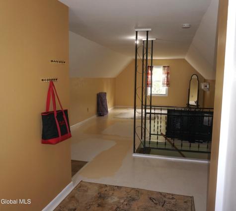 6 Newington Avenue Gansevoort NY 12831