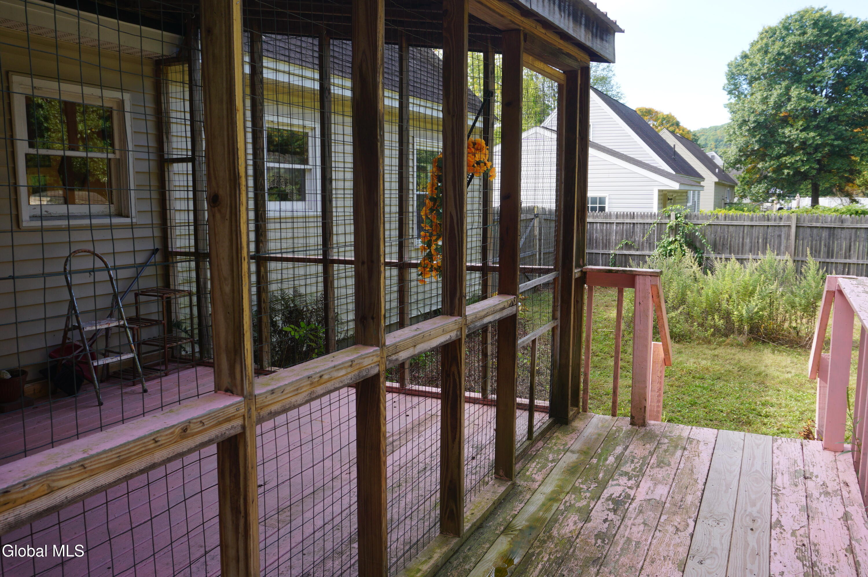 6 Newington Avenue Gansevoort NY 12831