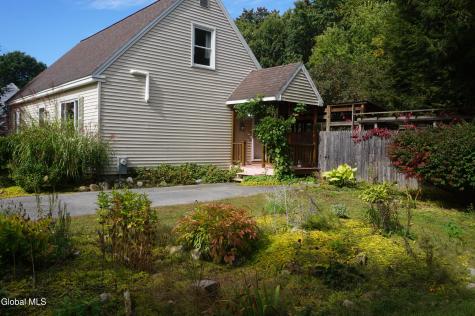 6 Newington Avenue Gansevoort NY 12831