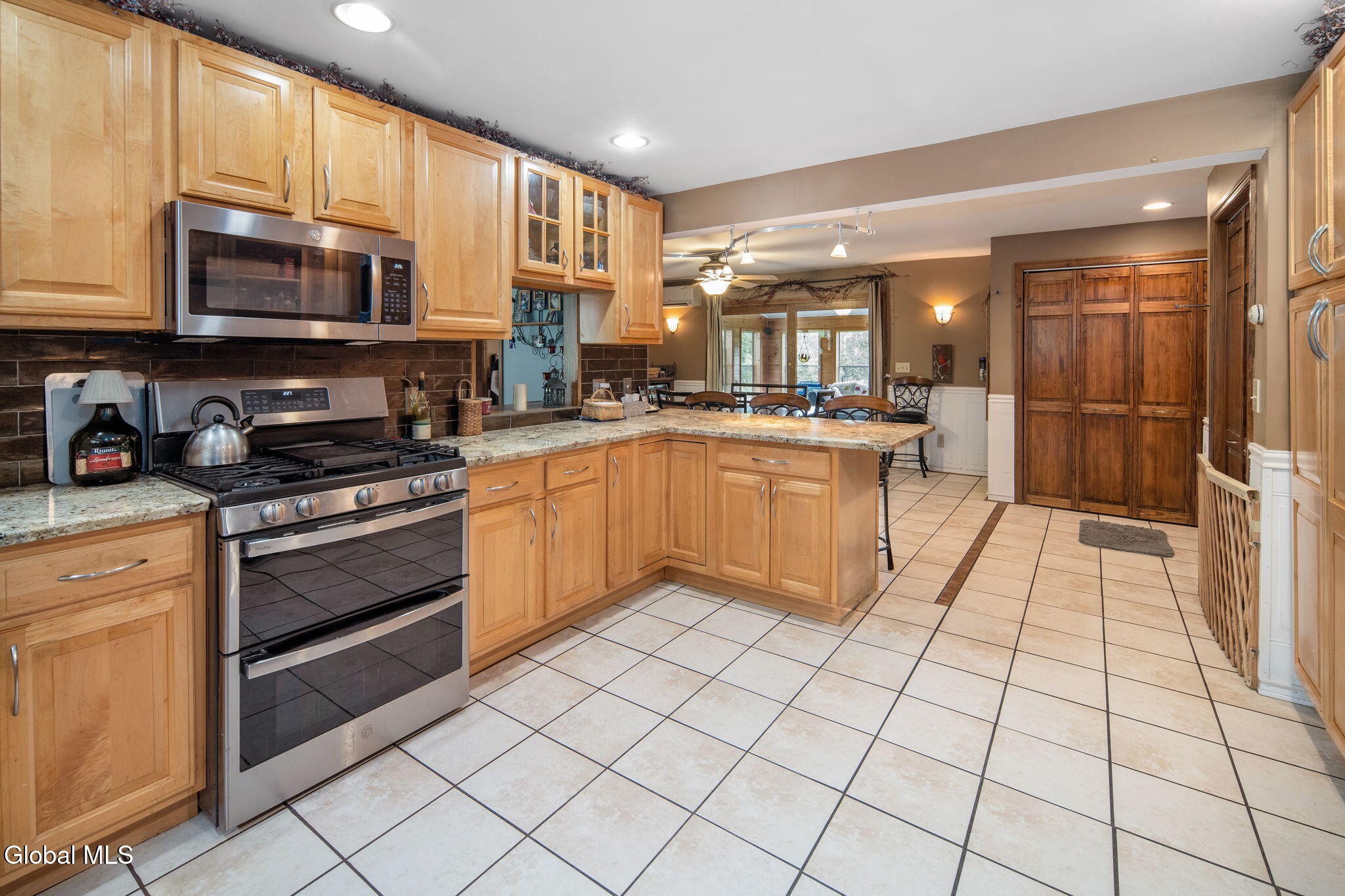 748 Old Best Road West Sand Lake NY 12196