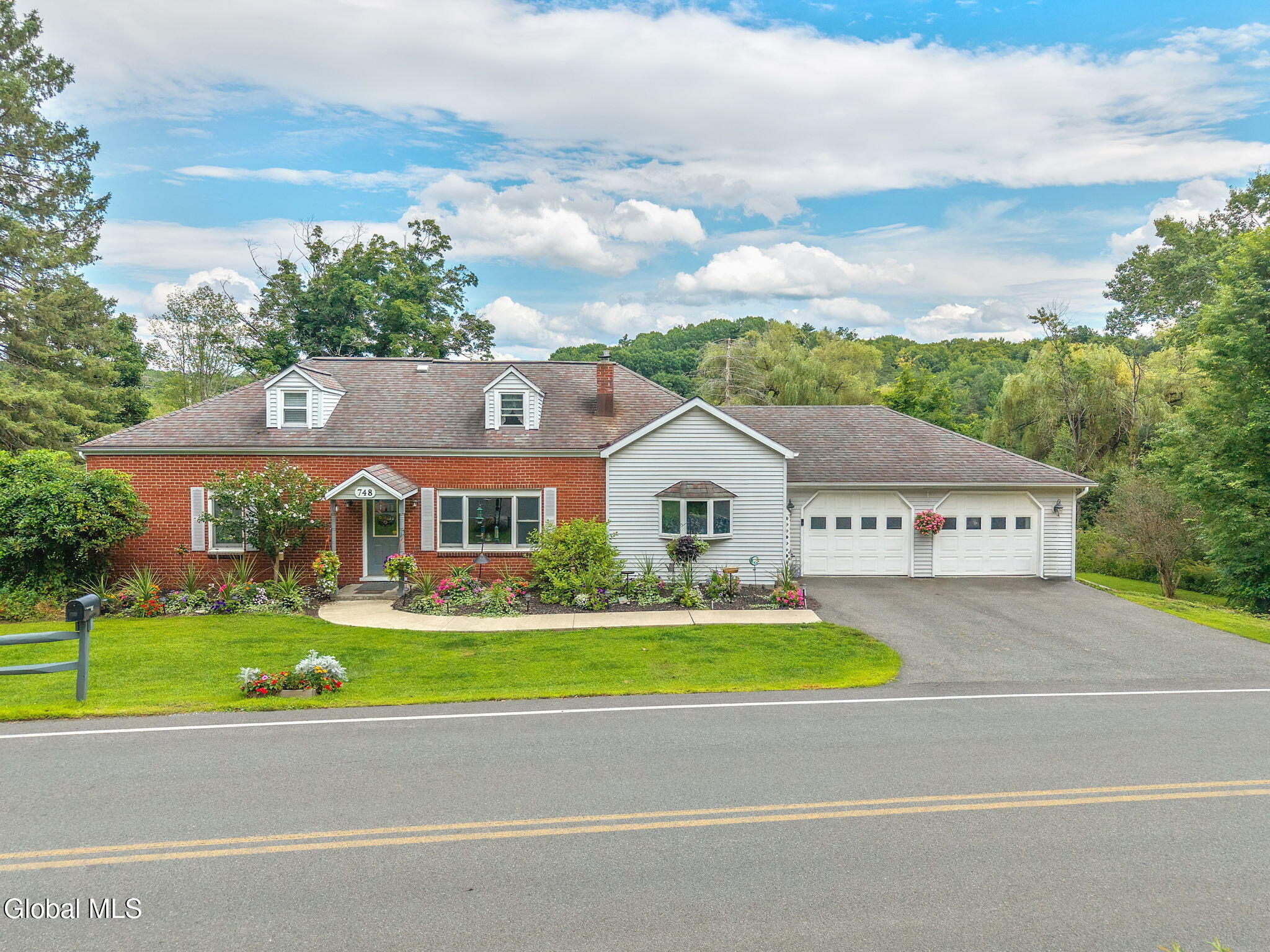 748 Old Best Road West Sand Lake NY 12196