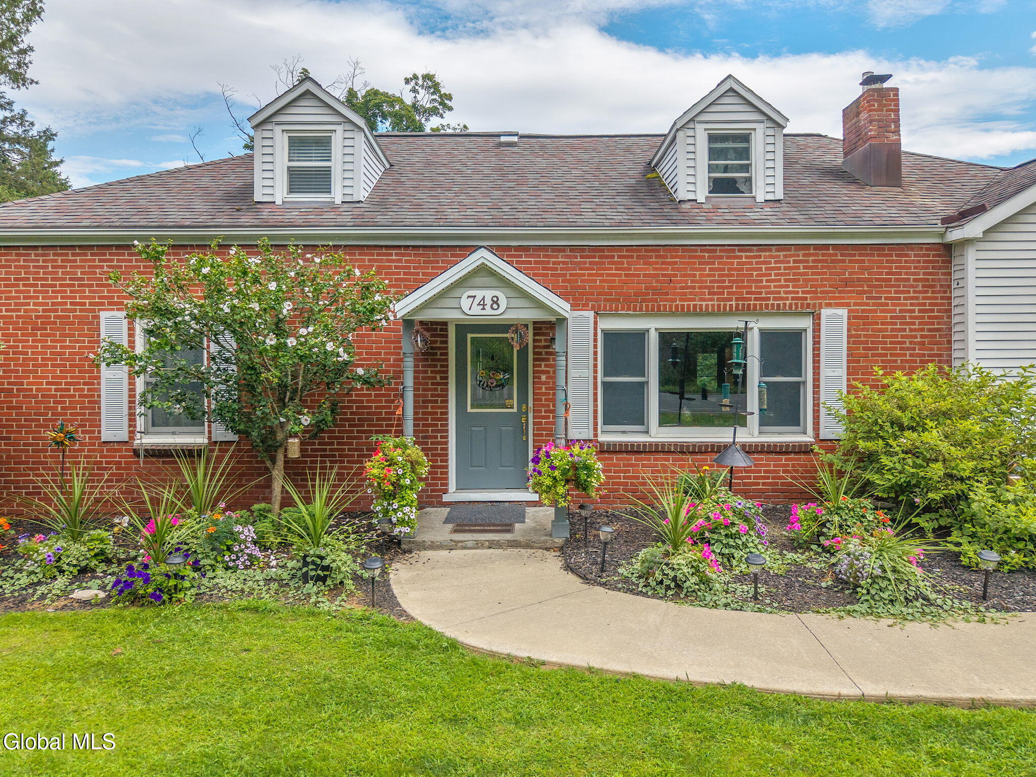748 Old Best Road West Sand Lake NY 12196
