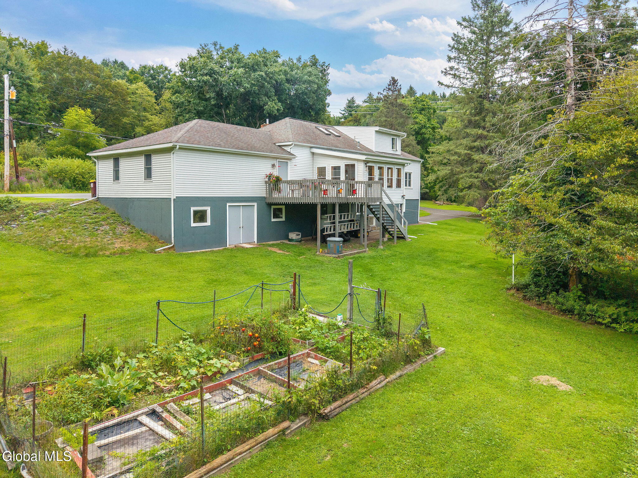 748 Old Best Road West Sand Lake NY 12196
