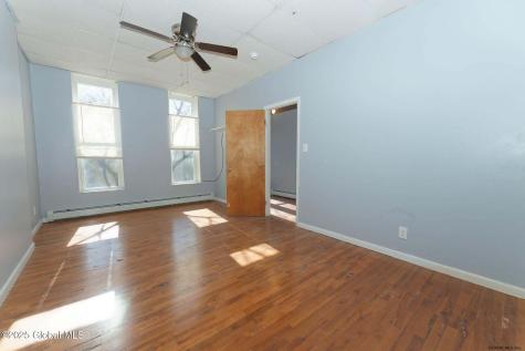 173 Lancaster Street Albany NY 12210