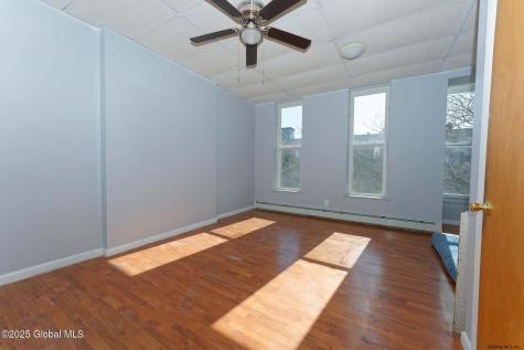 173 Lancaster Street Albany NY 12210