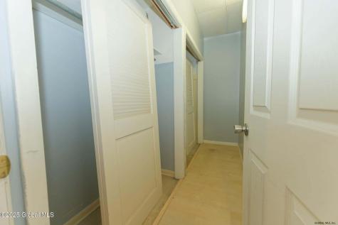 173 Lancaster Street Albany NY 12210