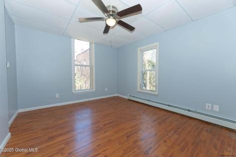 173 Lancaster Street Albany NY 12210