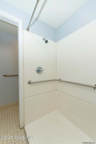 173 Lancaster Street Albany NY 12210