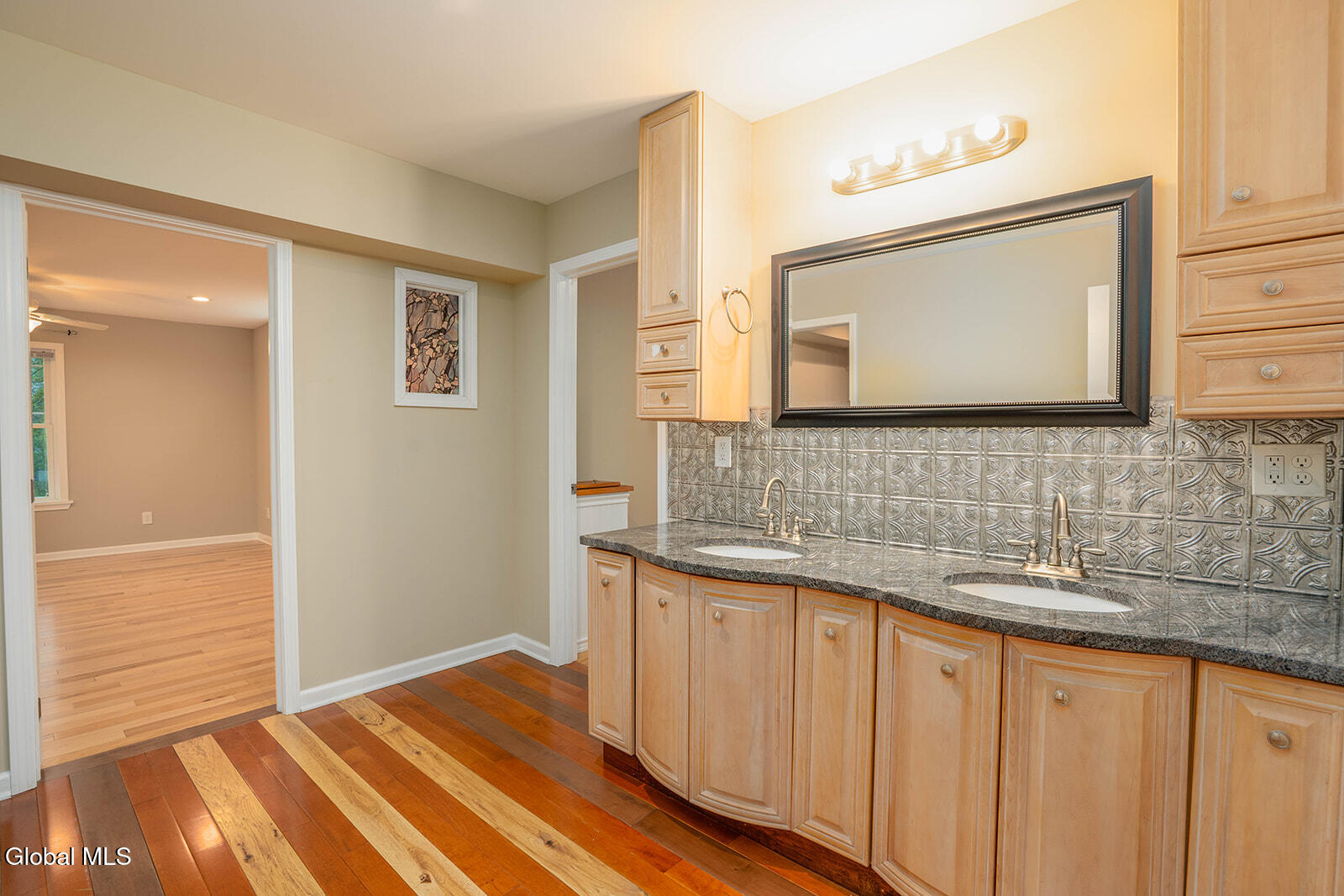 77 Spring Street Cambridge NY 12816