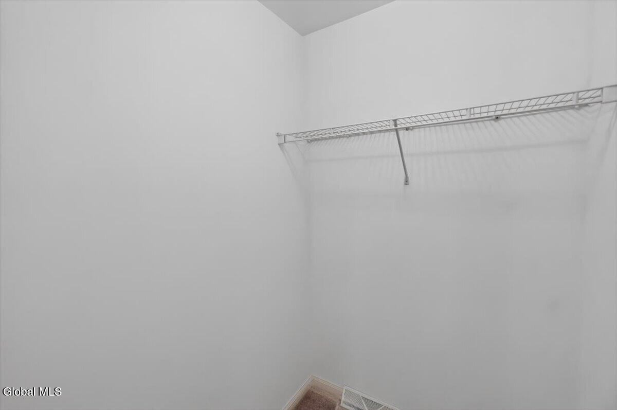 2 Sherman Oaks Clifton Park NY 12065