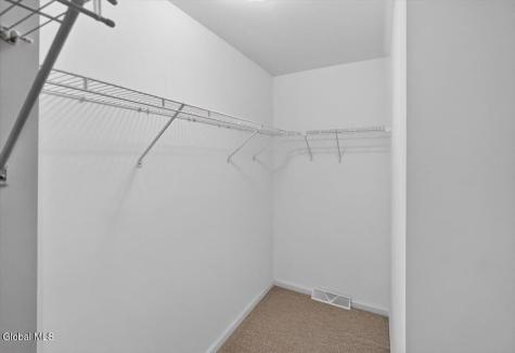2 Sherman Oaks Clifton Park NY 12065