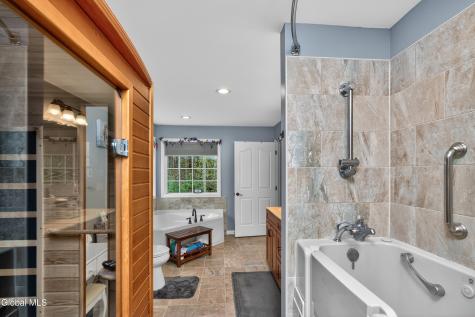 654 County Highway 138 Broadalbin NY 12025