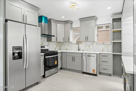1321 3rd Avenue Schenectady NY 12303
