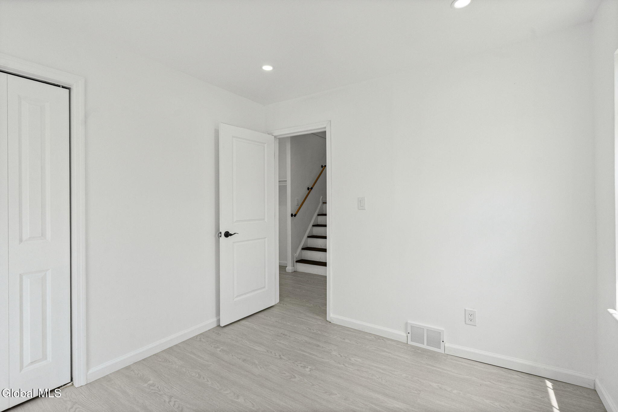 1321 3rd Avenue Schenectady NY 12303