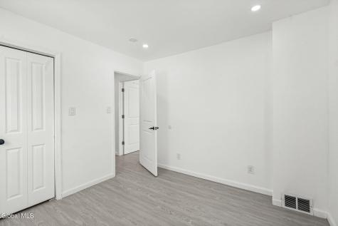 1321 3rd Avenue Schenectady NY 12303