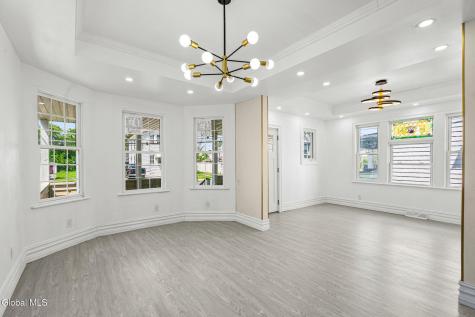1321 3rd Avenue Schenectady NY 12303