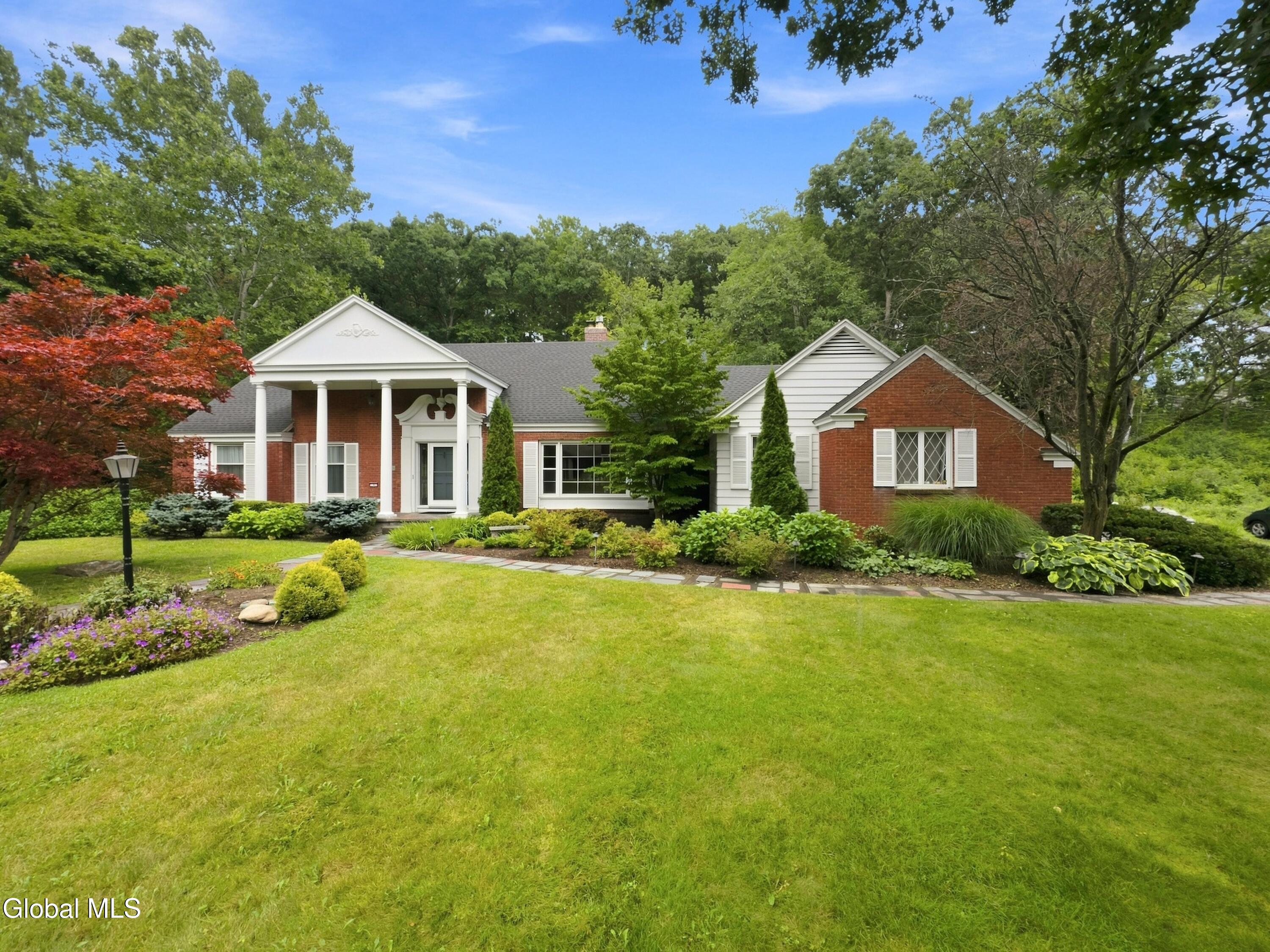 7 Macaffer Drive Menands NY 12204