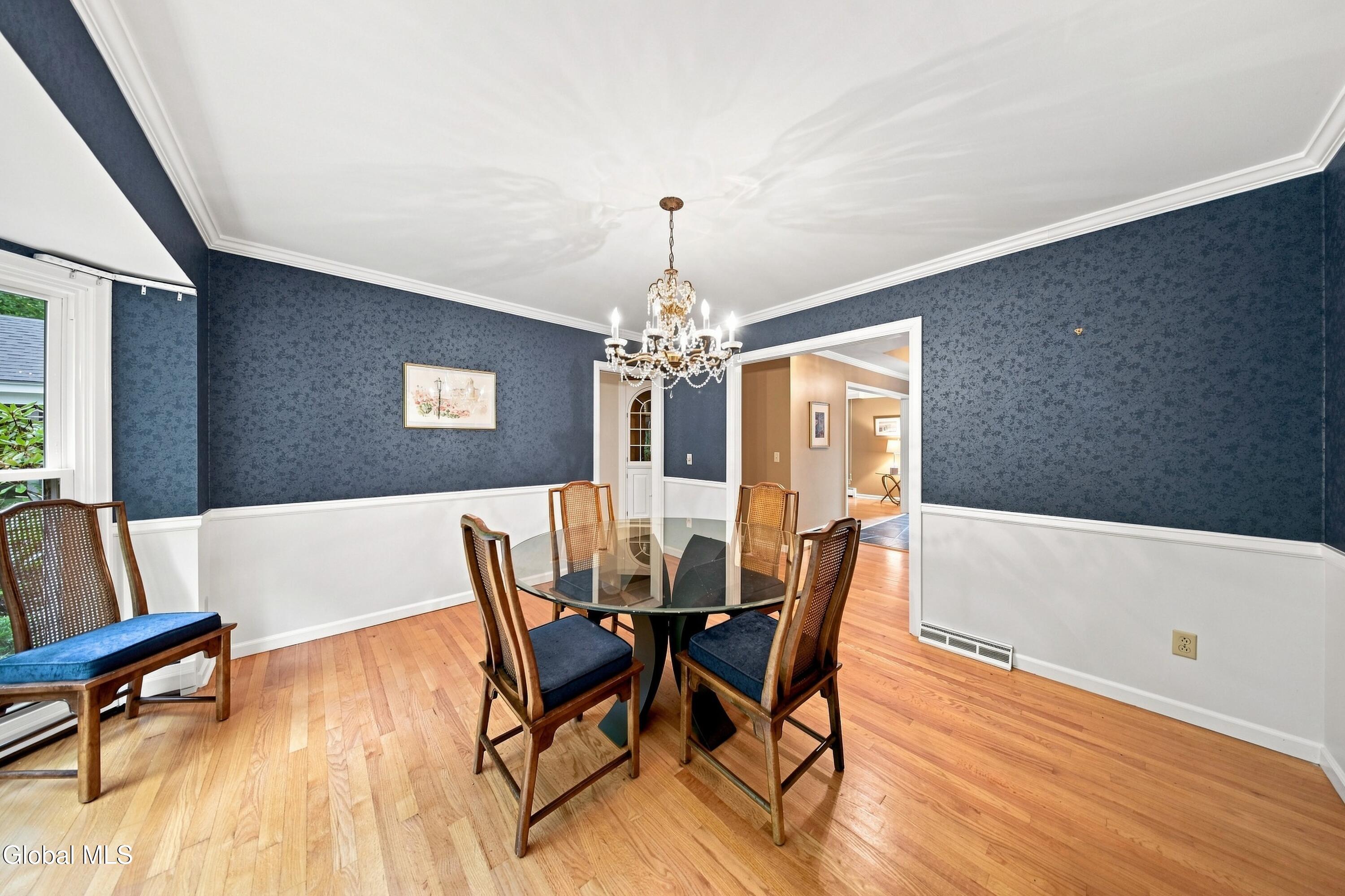 7 Macaffer Drive Menands NY 12204