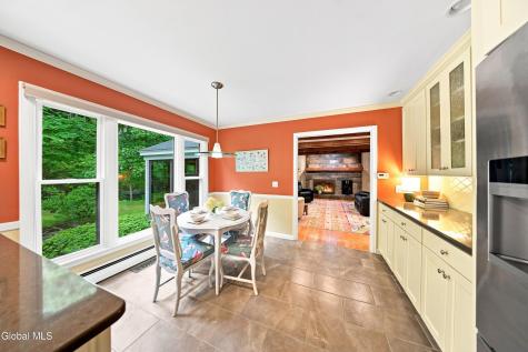 7 Macaffer Drive Menands NY 12204