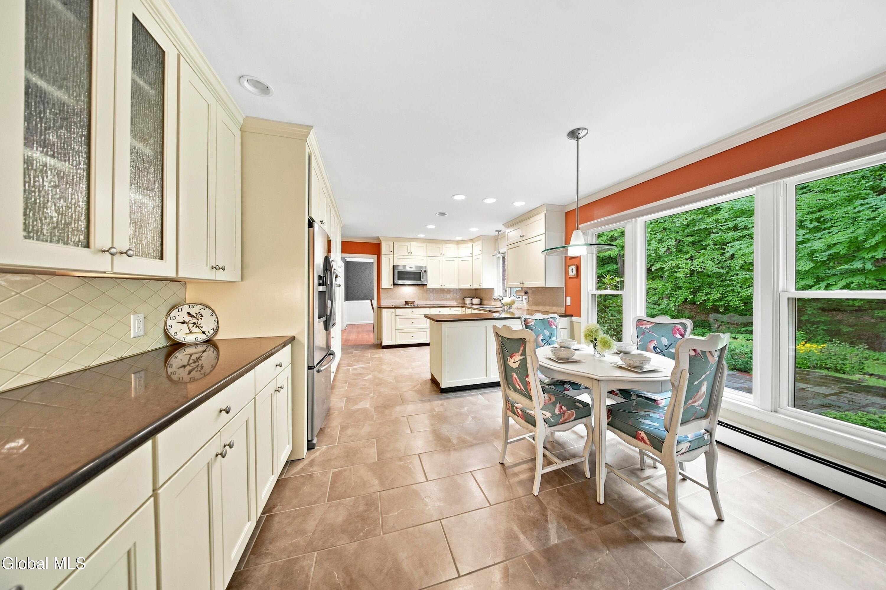 7 Macaffer Drive Menands NY 12204