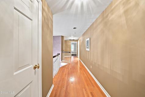 7 Macaffer Drive Menands NY 12204