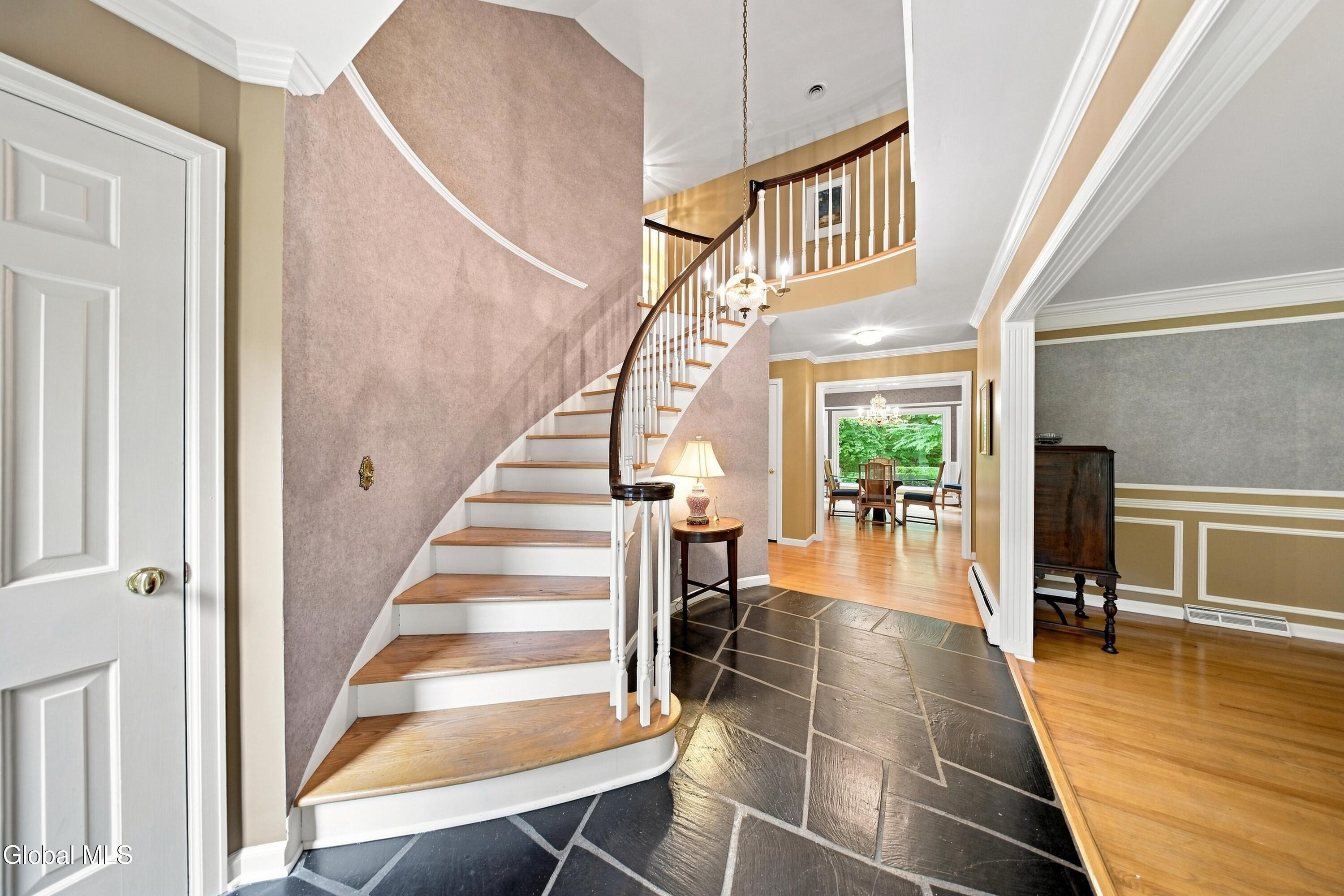 7 Macaffer Drive Menands NY 12204