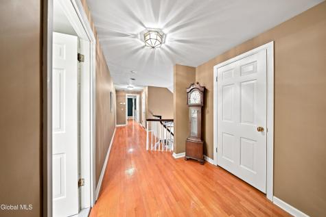 7 Macaffer Drive Menands NY 12204