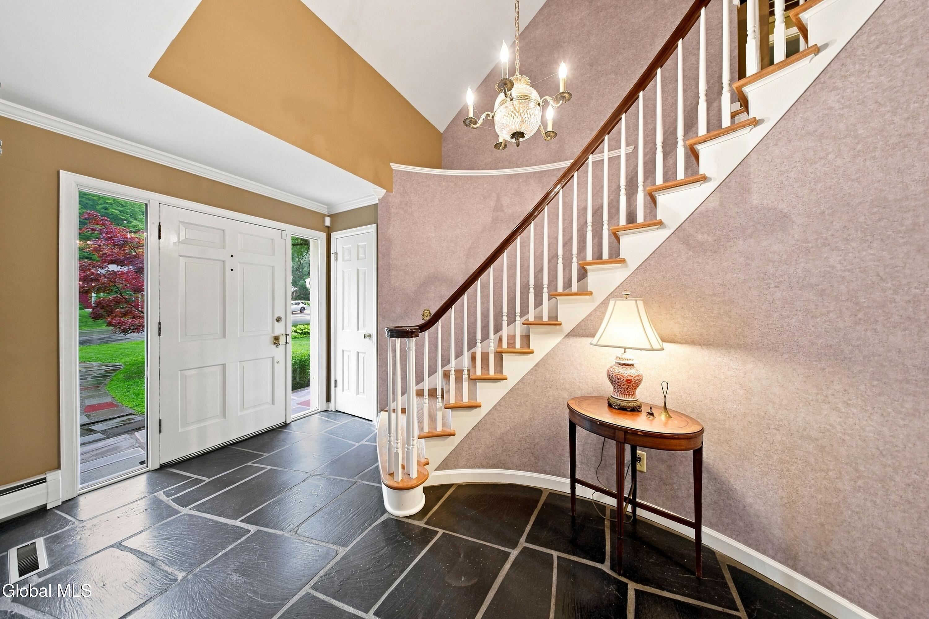 7 Macaffer Drive Menands NY 12204