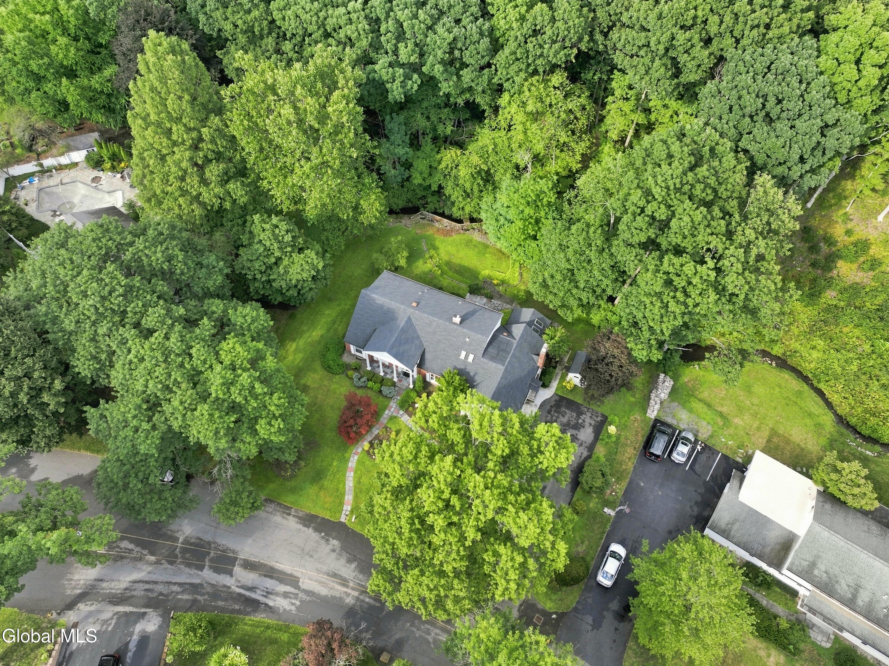7 Macaffer Drive Menands NY 12204